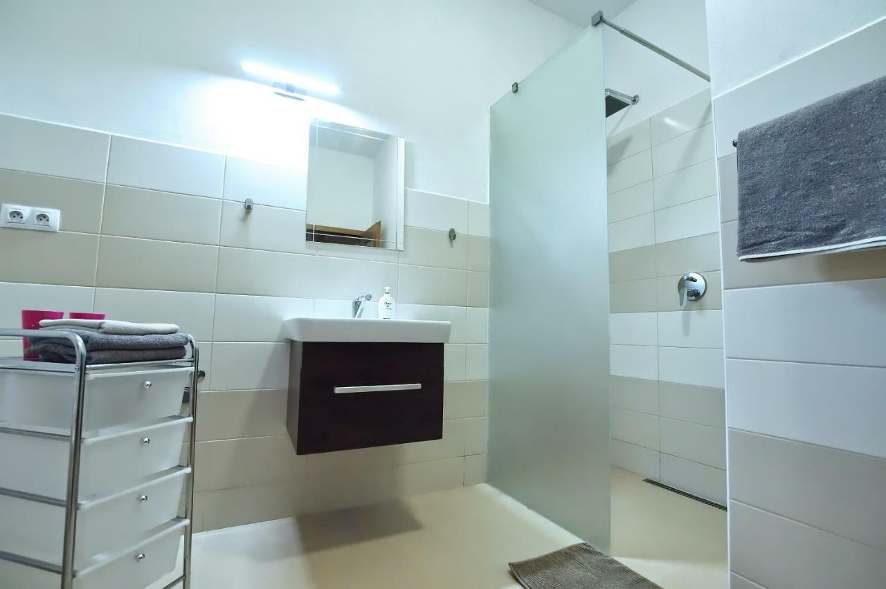 "U Capa" Krasny Apartman V Sedleci Седлец Экстерьер фото