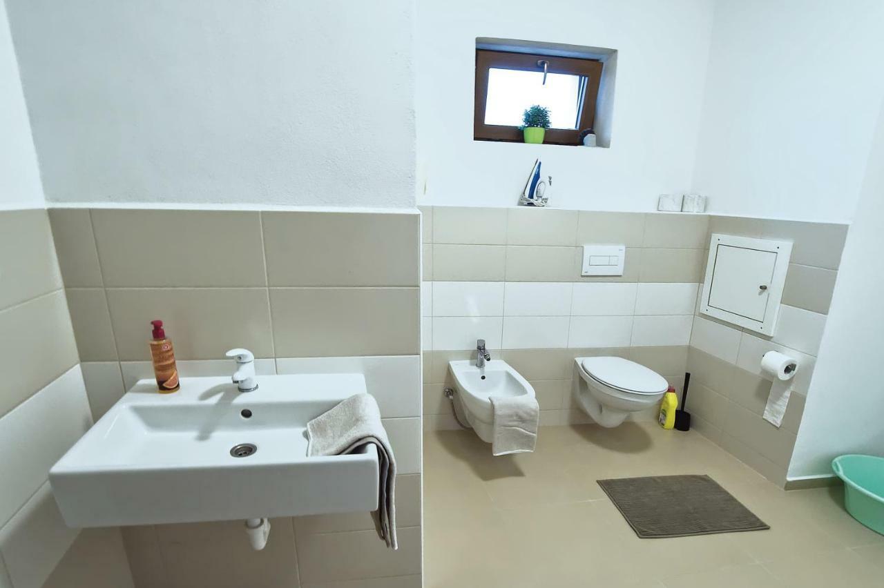 "U Capa" Krasny Apartman V Sedleci Седлец Экстерьер фото