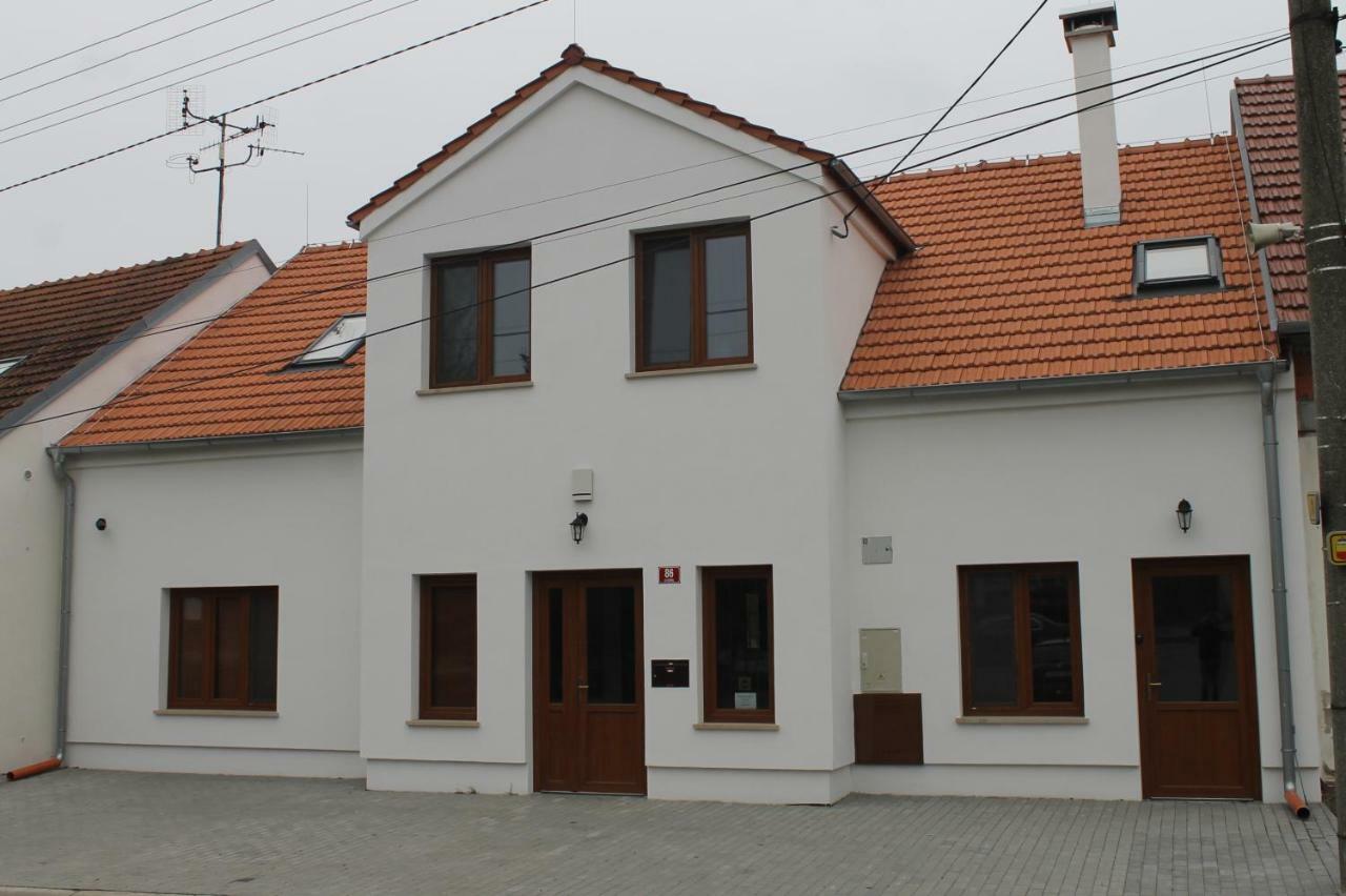 "U Capa" Krasny Apartman V Sedleci Седлец Экстерьер фото